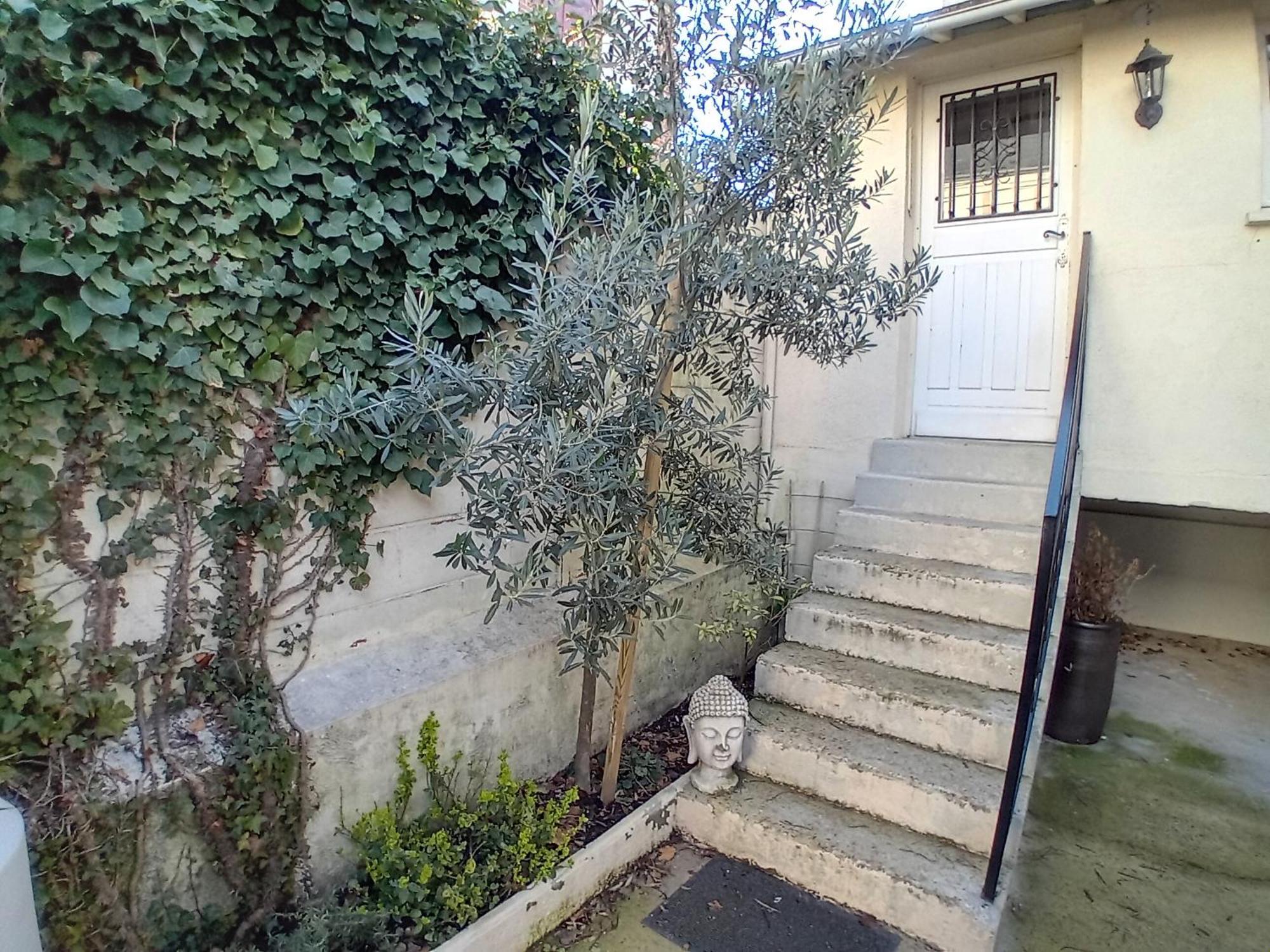 Apartament Les Etapes Chartraines Parking Wifi Jaccuzi Chartres Zewnętrze zdjęcie